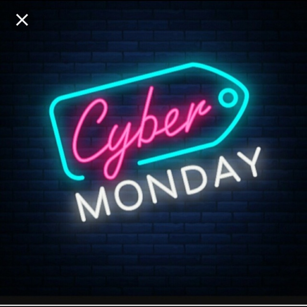 Cyber Monday today !!! And today only 👍🏼🙋🏽‍♀️